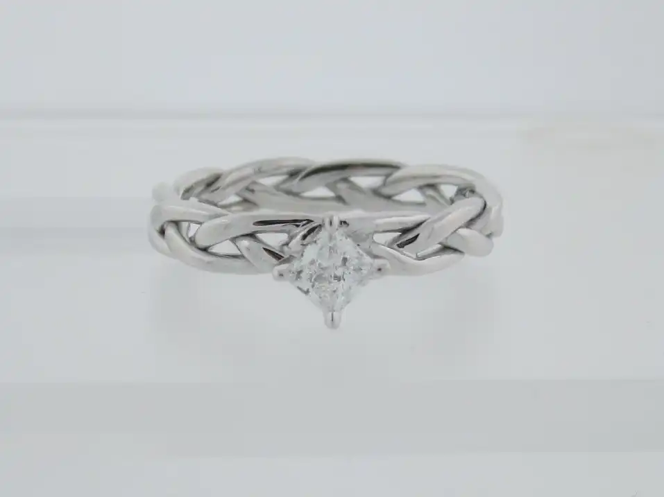 Princess Kite-Set on White Gold Braided Band