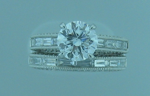 Round with Baguette Channel Band Set