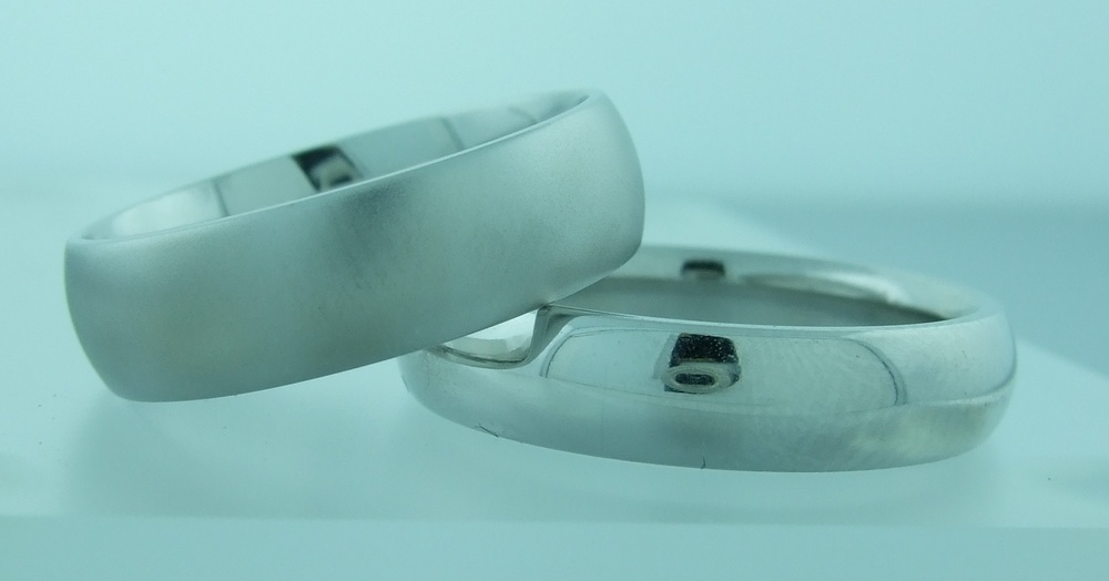 Brushed and Smooth White Gold Band Set