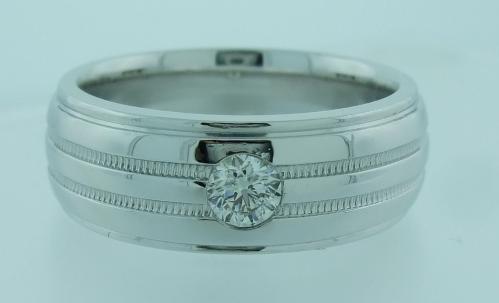 White Gold Band with Round Diamond Center