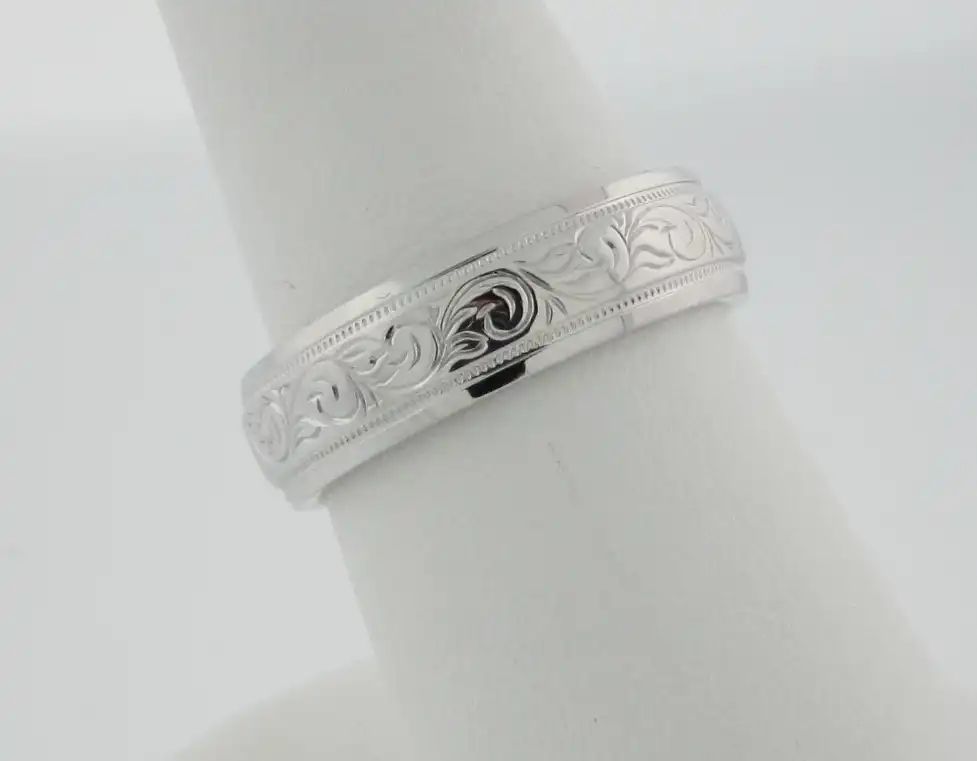 White Gold Hand-Tooled Scroll Band