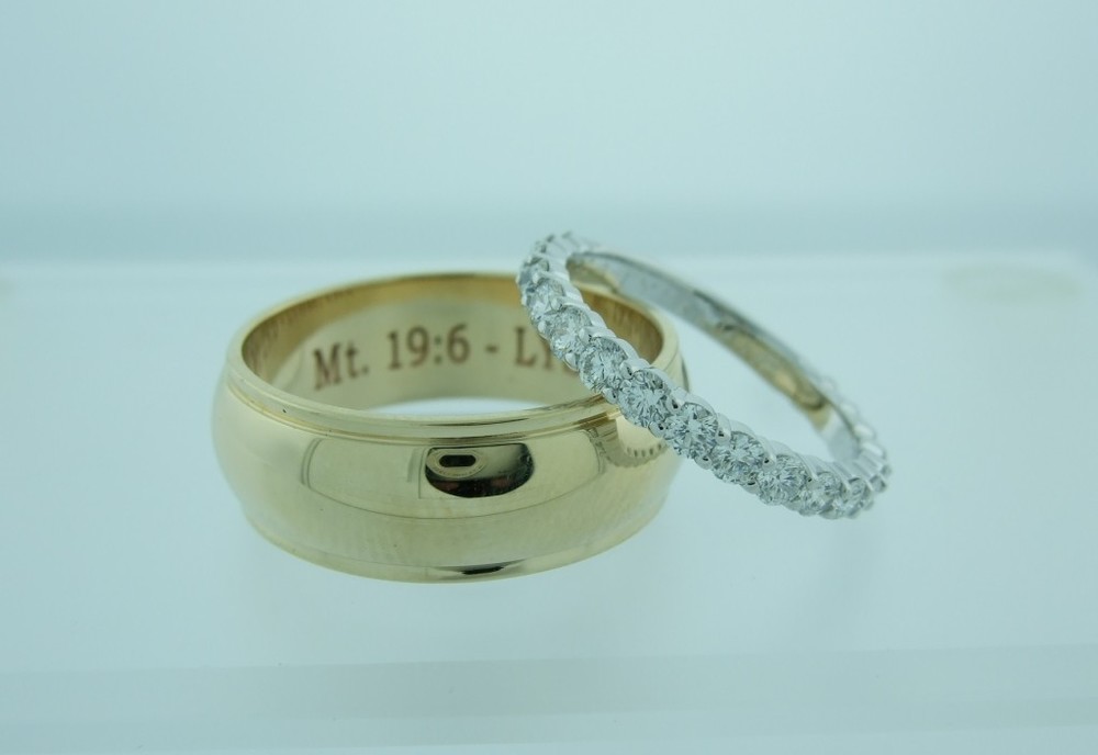 Yellow Gold Polished Channel and White Gold Fishtail Set