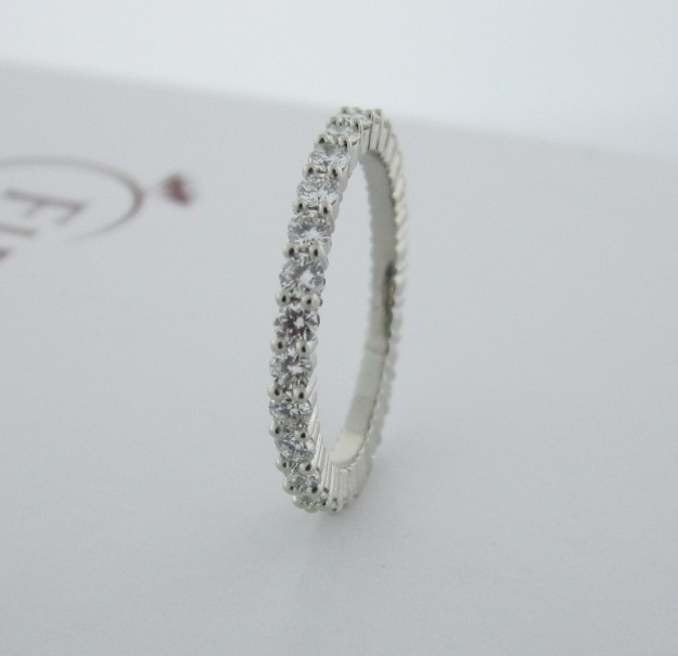 Shared-Prong Diamond Eternity Band