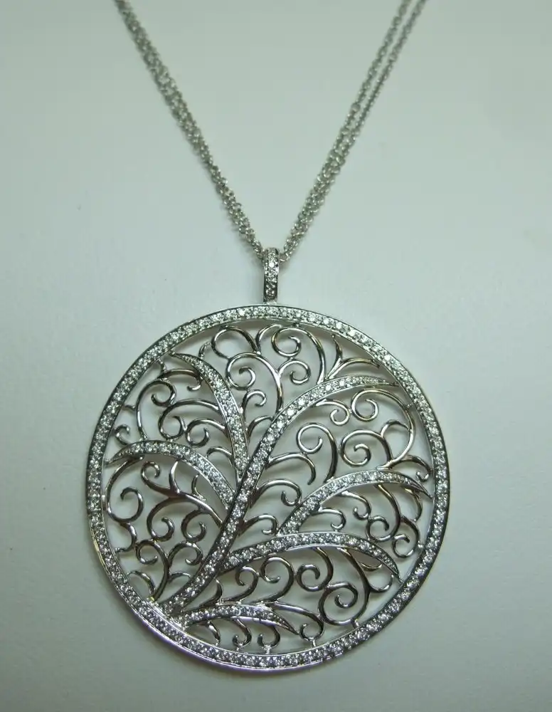 White Gold Diamond Filigree Circle Pendant
